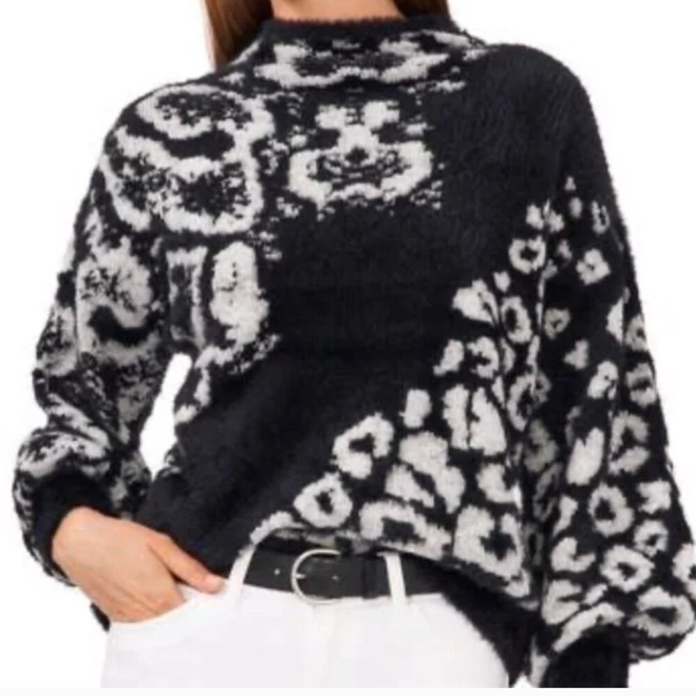 Vince Camuto Animal Print Eyelash Knit Sweater Rich Black  Size XXS
